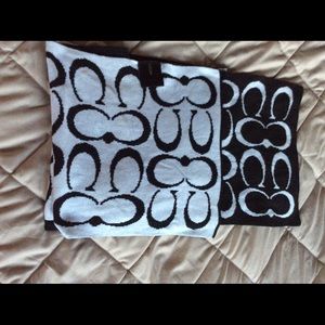 Coach scarf
