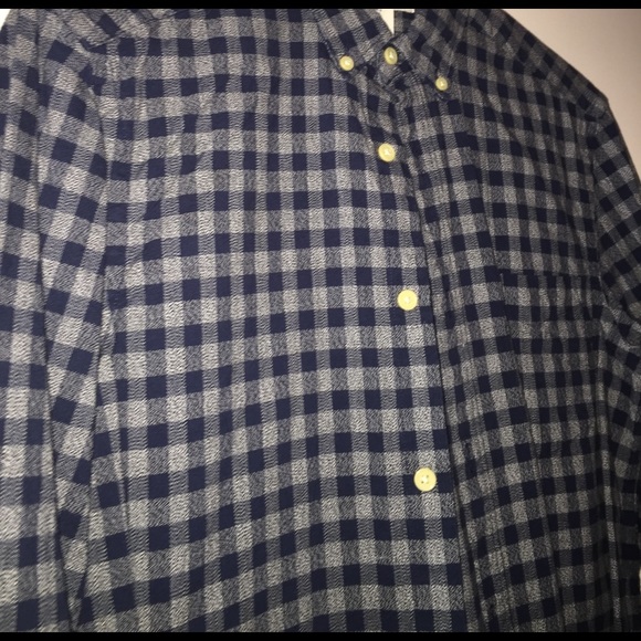 Long sleeve button down shirt - Picture 2 of 3