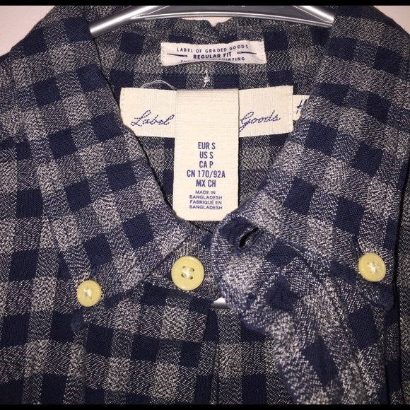 Long sleeve button down shirt - Picture 3 of 3