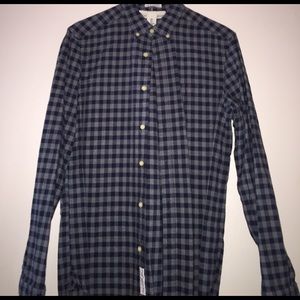 Long sleeve button down shirt