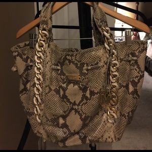 Michael kors large bag