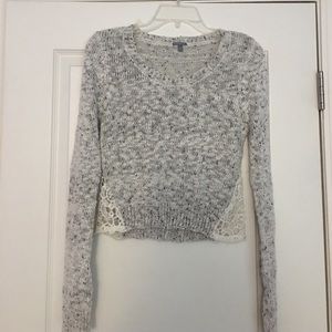 Light grey sweater