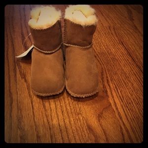 Infant uggs size large 18-24 months