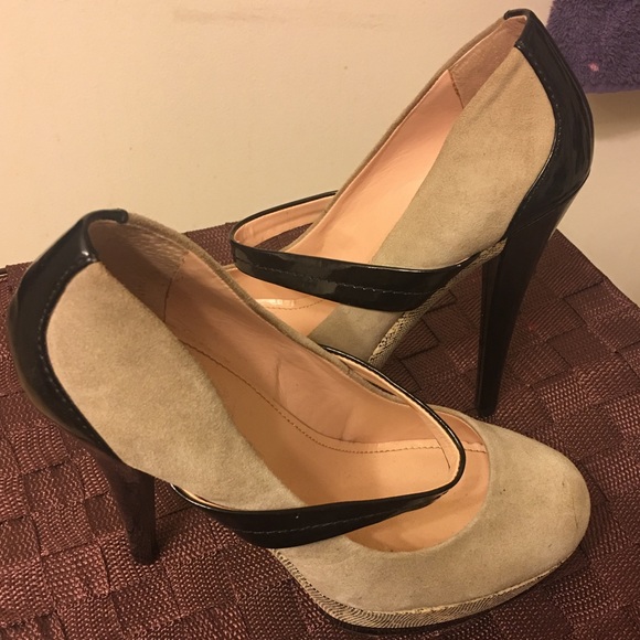 Jessica Simpson Shoes - Woman's platform Mary Jane Pumps