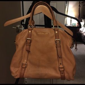 Michael kors shoulder bag