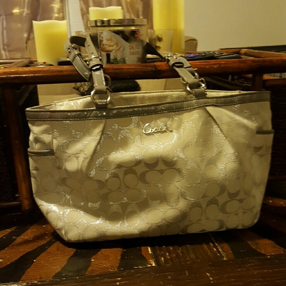 Handbags - COACH#P17724 WHITE AND SILVER SATCHEL