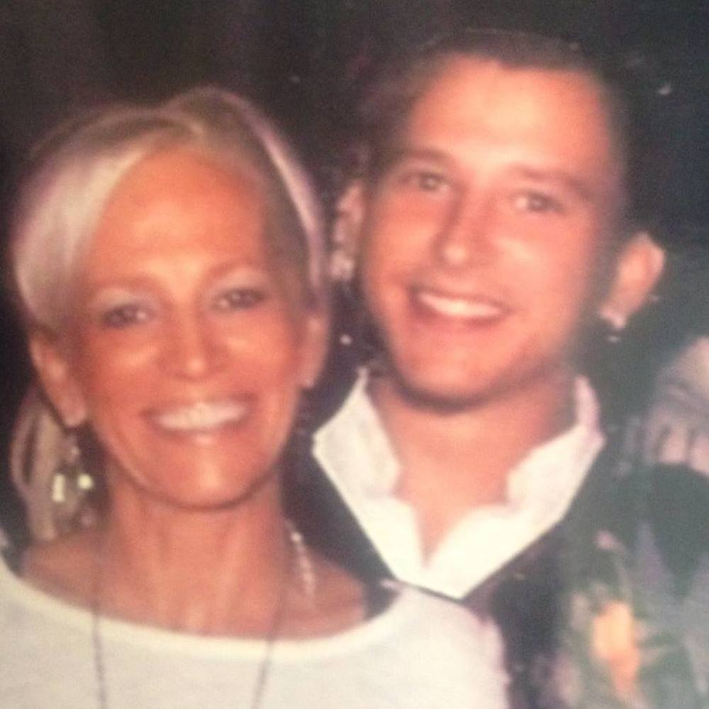 Meet your Posher, Amy - Picture 1 of 1