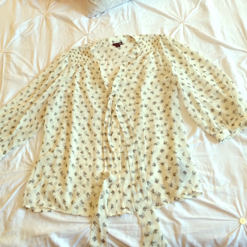 Sheer Tie-Neck Top XL