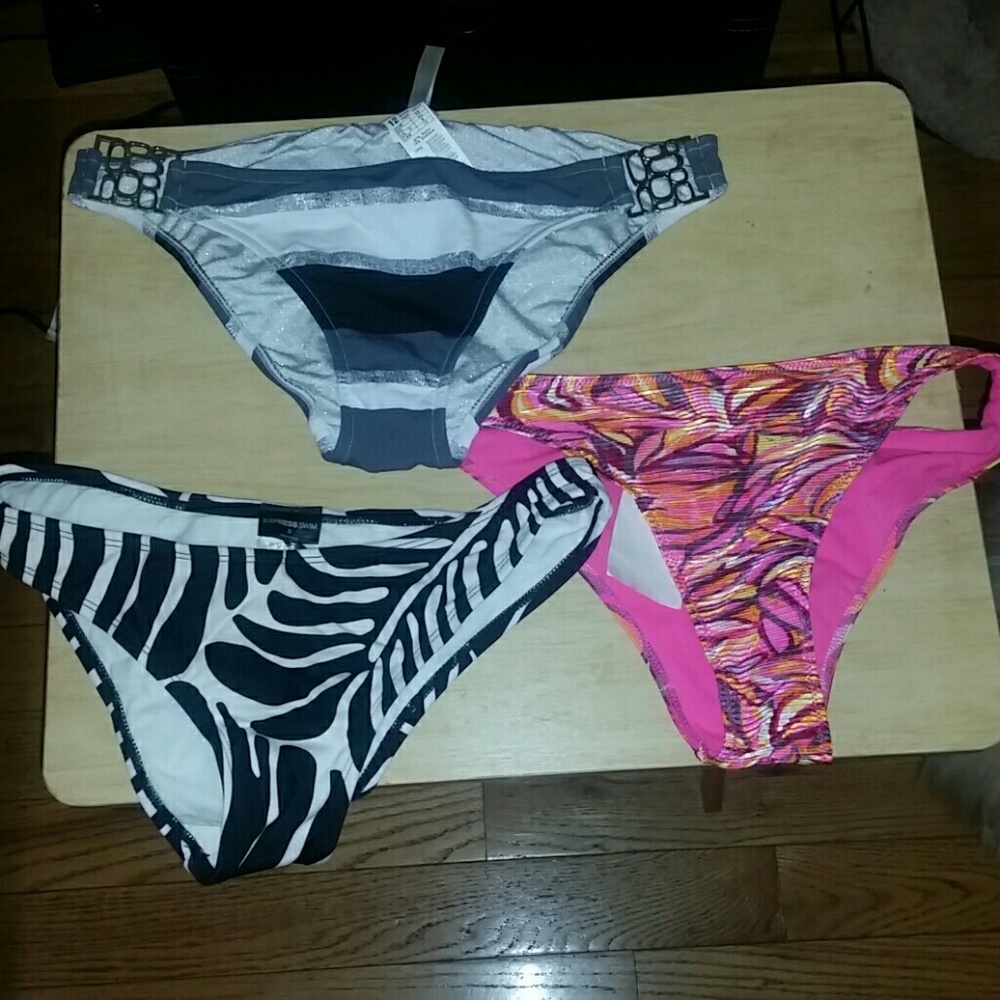 BUNDLE :3 BIKINI BOTTOMS