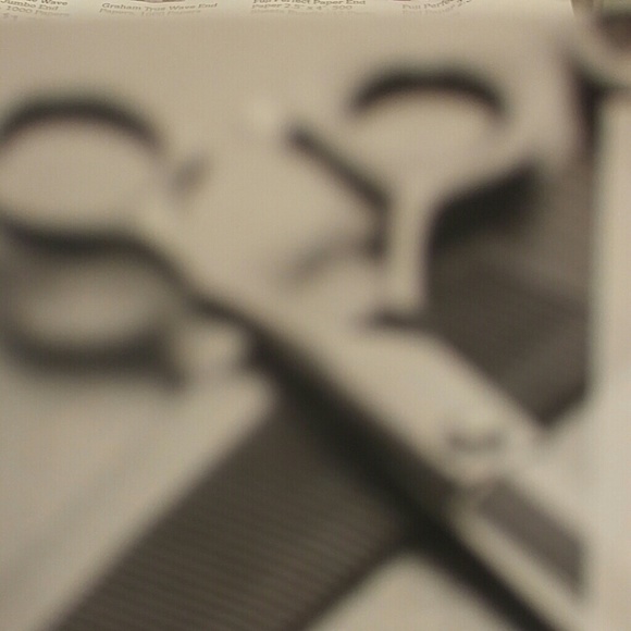 Meet your Posher, Lynn - Picture 1 of 1