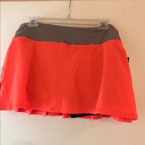 Lulu lemon pace setter skirt R size 8