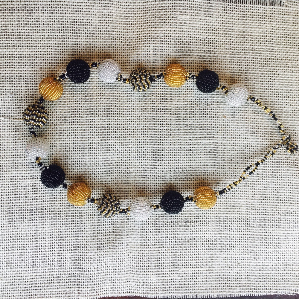 Bobble beaded necklace