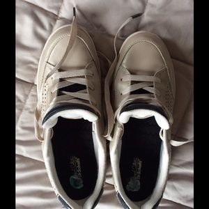 Leather sneakers