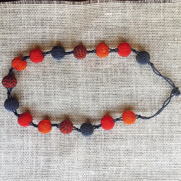 Beaded bobble necklace - Picture 1 of 1