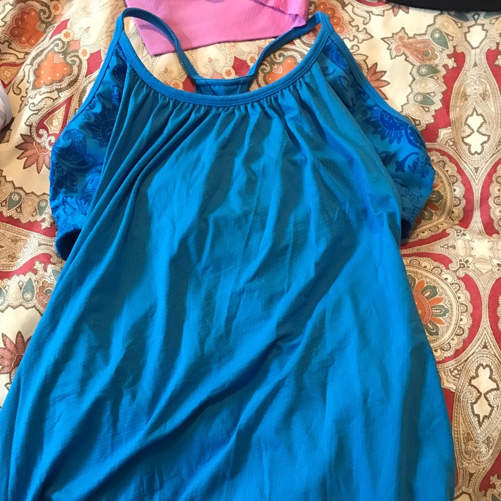 Lululemon no Limits tank