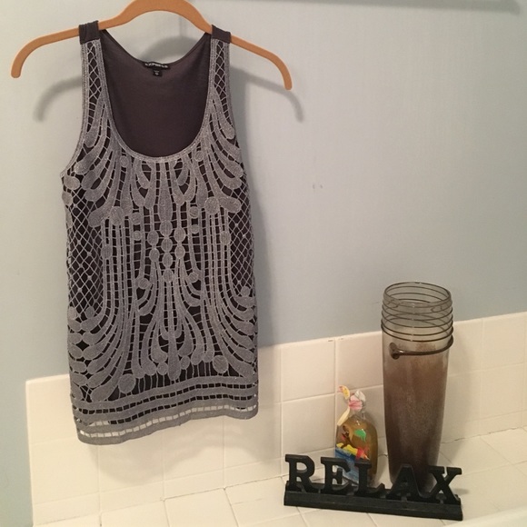 Express Crochet Tank - Picture 3 of 4