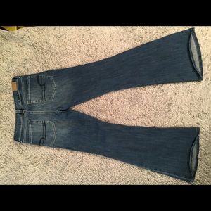 American Eagle Hi-Rise flare jean.