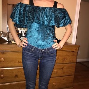 NWT. Teal velvet off the shoulder body suit.