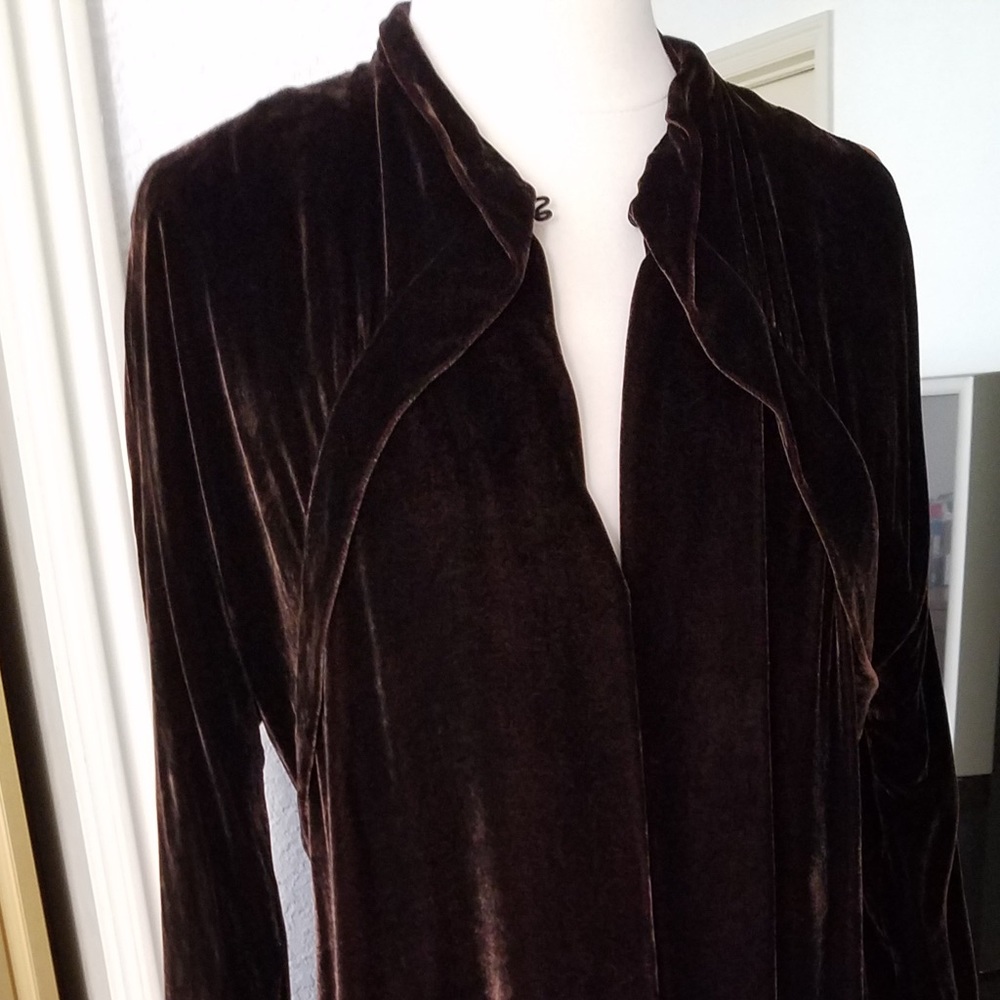 Pea in the Pod Velvet/silk Maternity coat