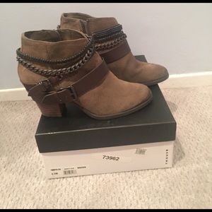 Trouve ankle boot. Size 8.5