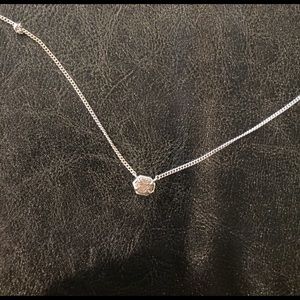 Kendra Scott necklace