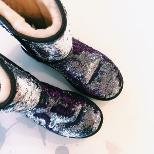 NWOT Two Tone Sequined Purple/Silver Uggs