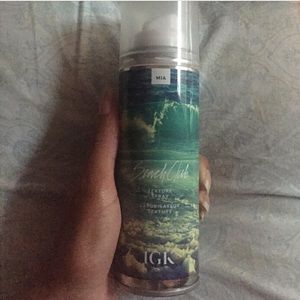 IGK Beach Club Texture Spray