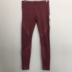 Alo Yoga Vitality Legging