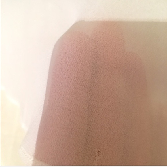 ๐sale!! ๐Top with sheer white ruffle - Picture 5 of 5