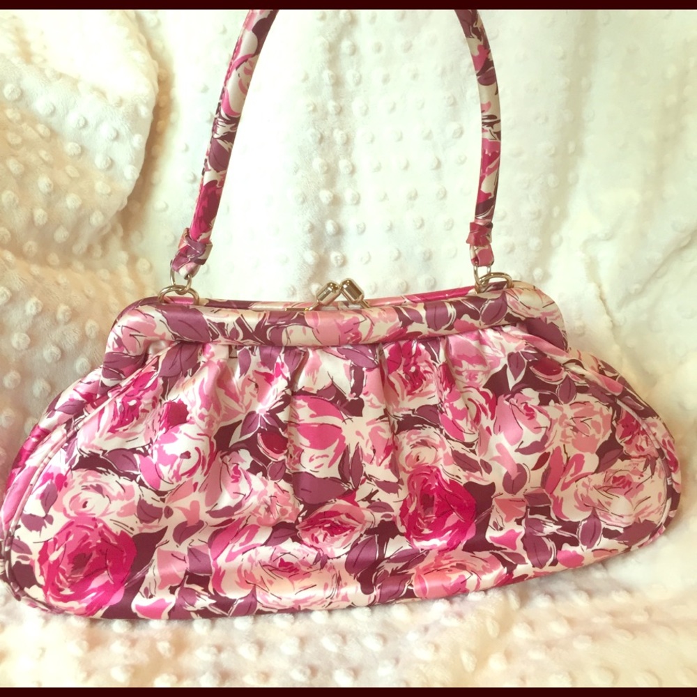 Banana Republic pink floral 👛