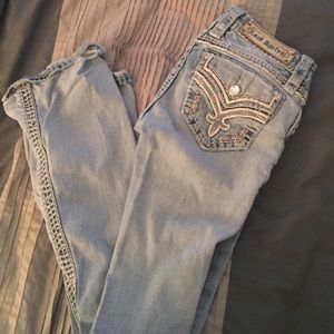Rock revival boot cut light wash jeans!