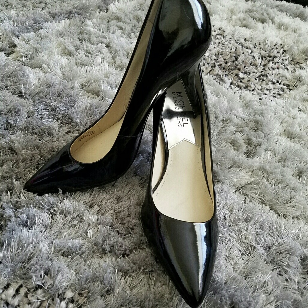 Mk shoes