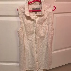 White eyelet jack wills sleeveless button up!