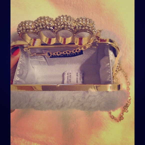 Brass knuckle clutch bag - Picture 2 of 2