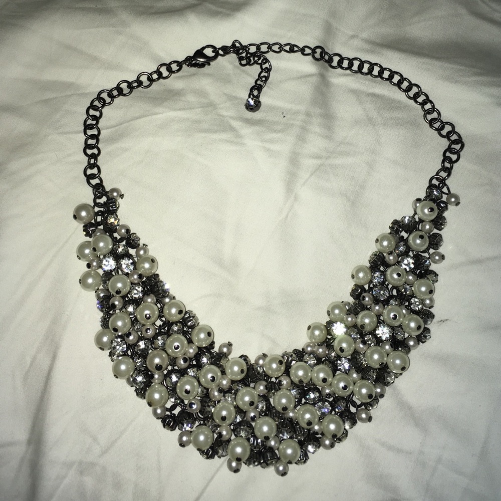 Premier Designs Jewelry Sparkly Pearl Necklace
