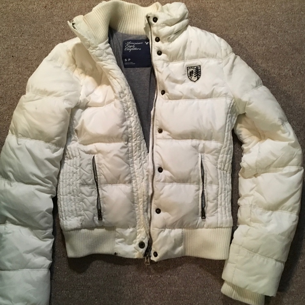 American eagle puffer jacket