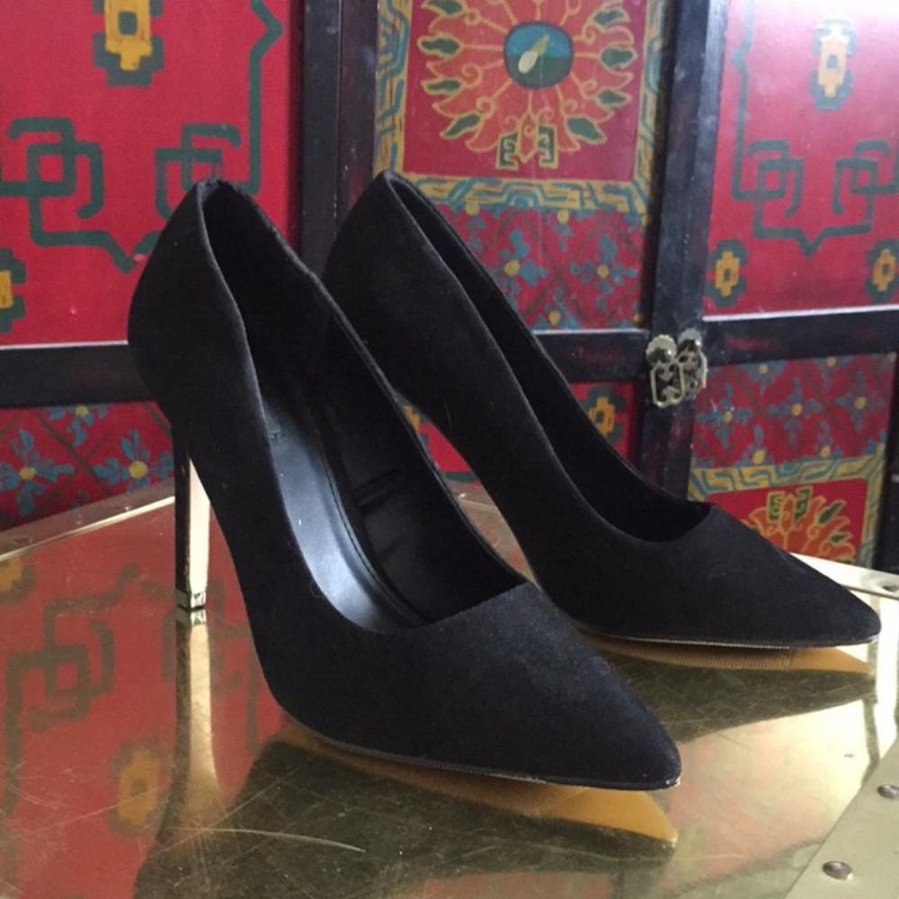 Forever 21 black heels
