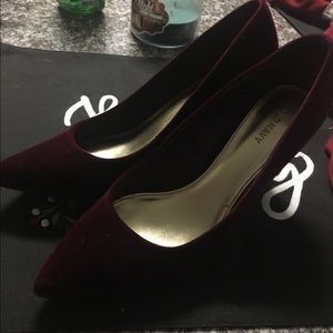 Size 8 old navy heels