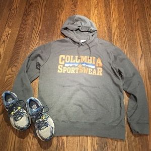 Columbia Sweatshirt