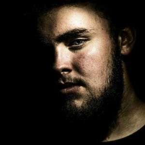 Meet your Posher, Derek