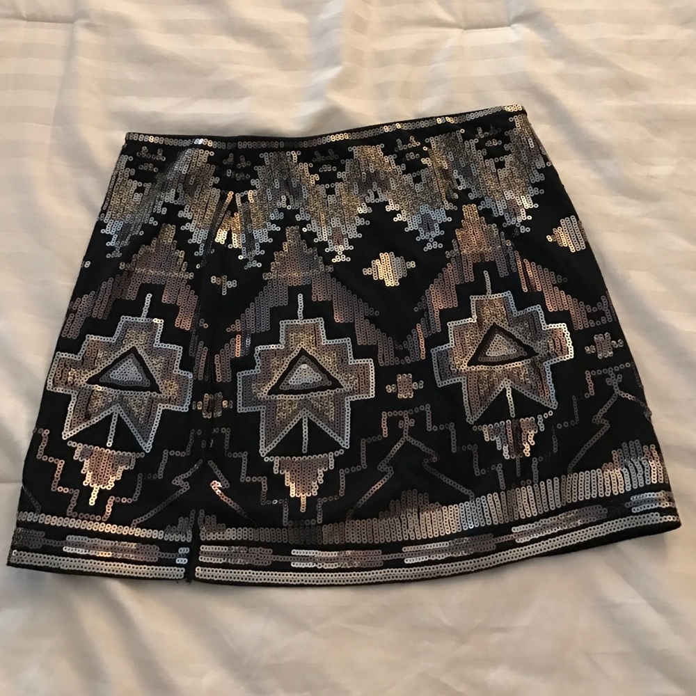 Express mini skirt