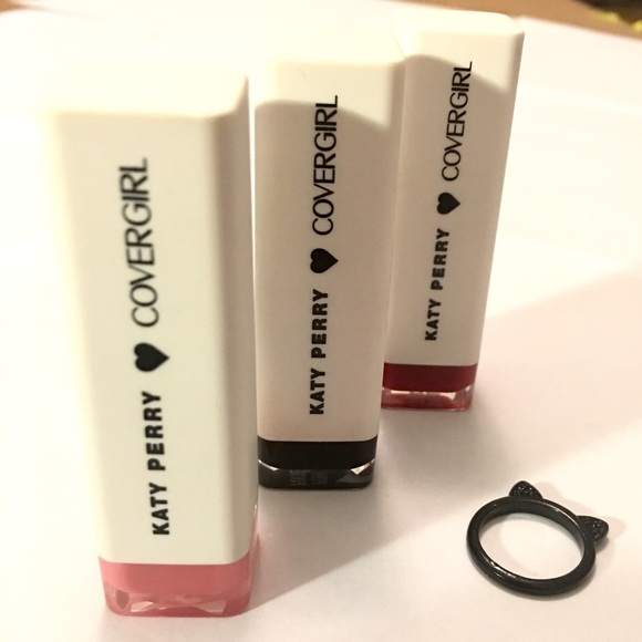 😻Katy Kat Matte lipstick trio! 😻 - Picture 1 of 3