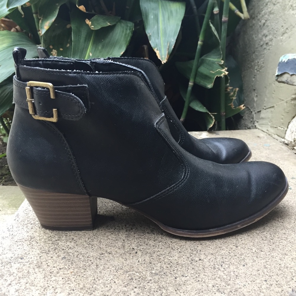 Apt. 9 Ankle Boots with Buckle