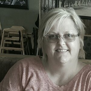 Meet your Posher, Lesa