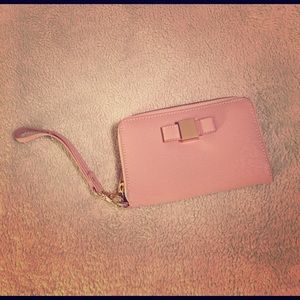 Rose pink & gold wristlet with bow