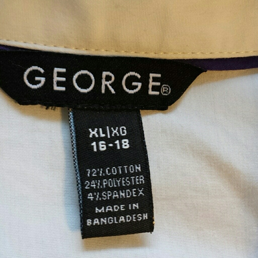 White blouse - Picture 4 of 4
