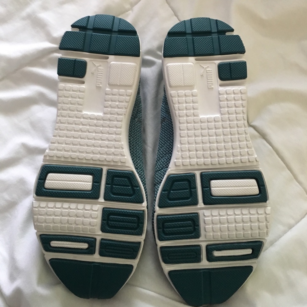 Shoes - Picture 2 of 4