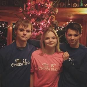 Meet your Posher, Mia