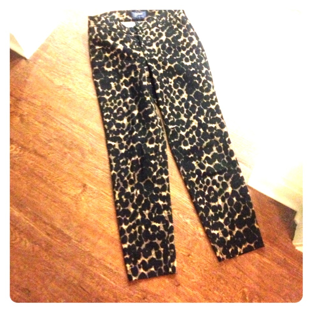 Cheetah print crop pants, size 0