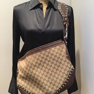 Gucci Signature G Large Crossbody Bag